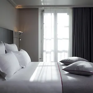 Hotel Saint Dominique, Parigi
