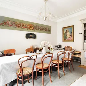 2* Bed & Breakfast Maison Chanzy